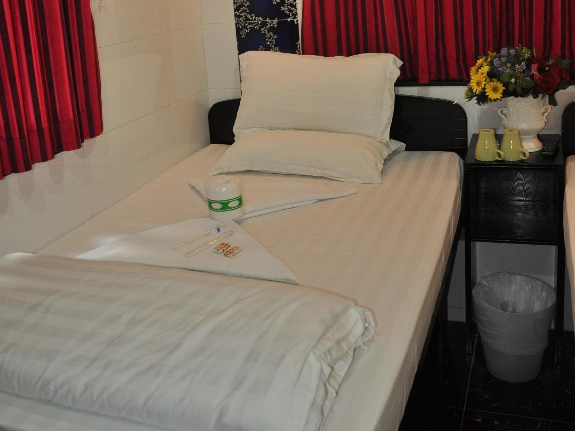 Guangzhou Guest House Tsim Sha Tsui  Екстериор снимка